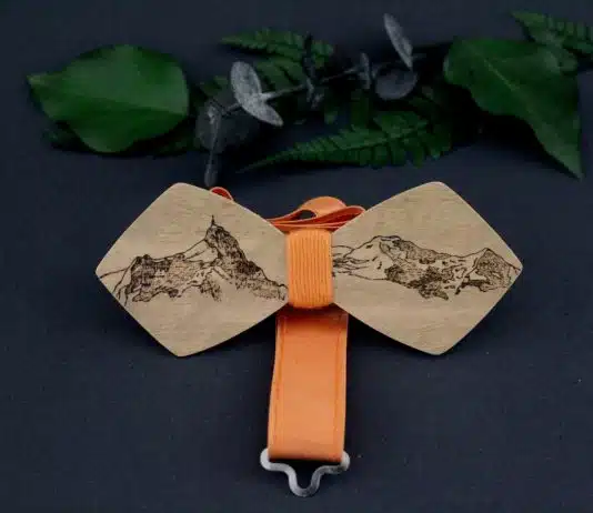 Noeuds papillon en bois : les mariages les plus tendances de l’année ! Nœuds papillon en bois